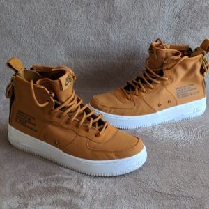 Nike SF Air Force One Mid Desert Ochre (GS)